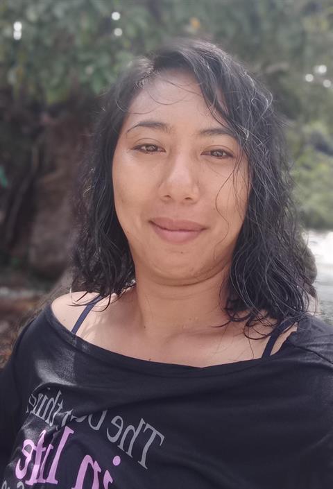 Valeen Gee