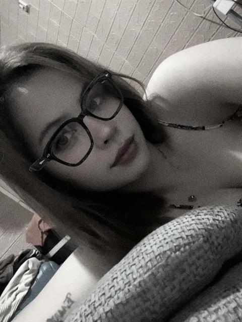 Isay8