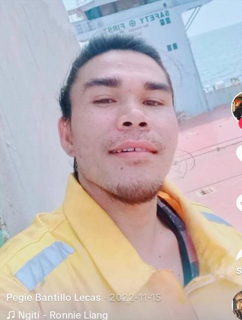 Pegie Castillo