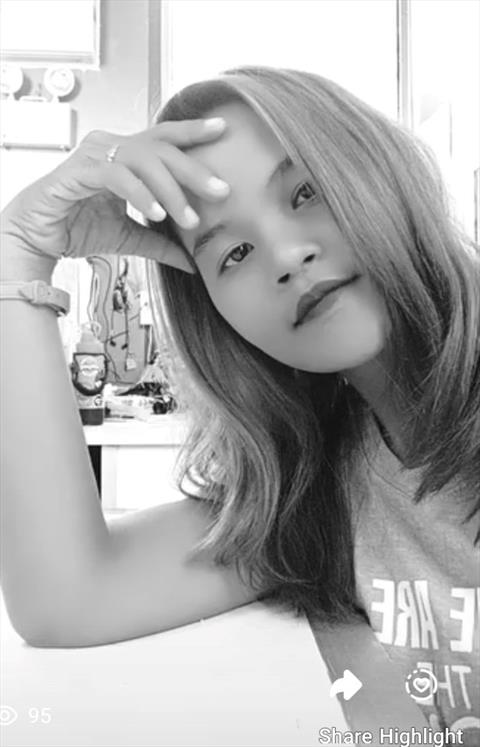 Jeneth T
