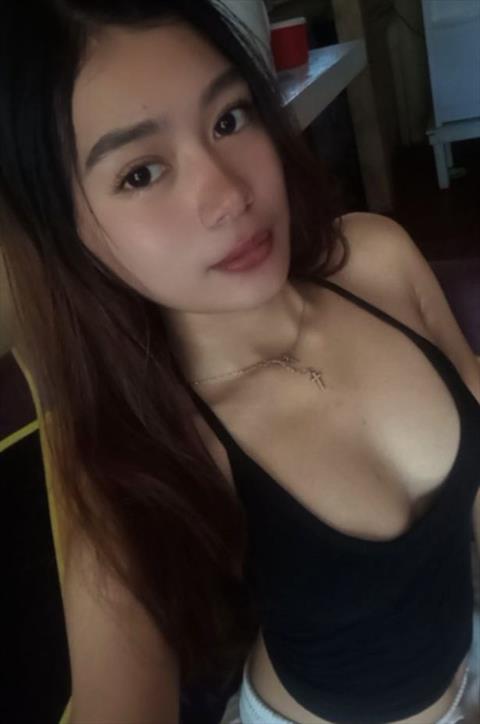 ashleyapuhin