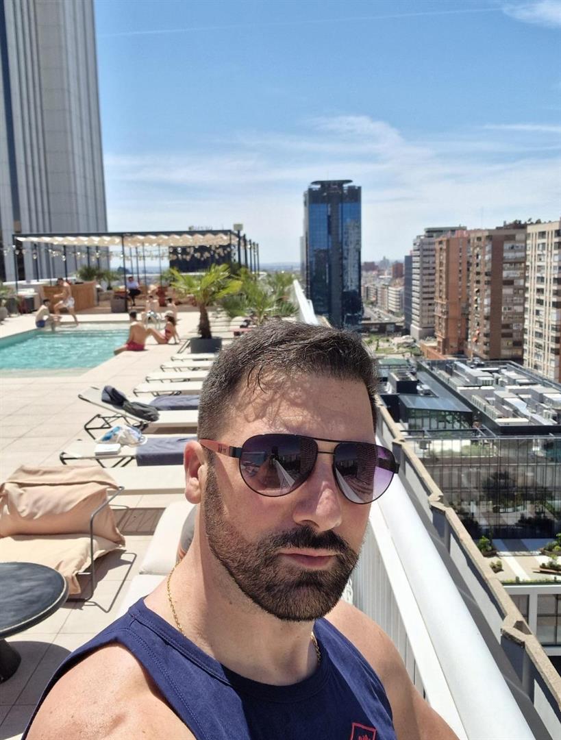 Alex75