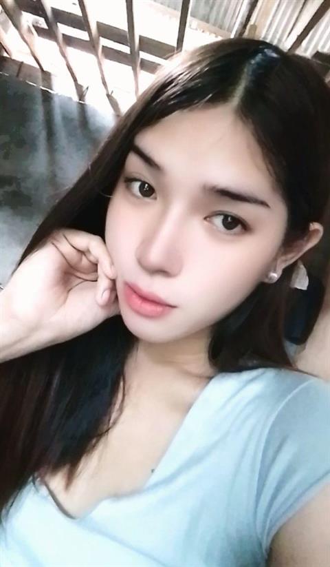 Claudia Le