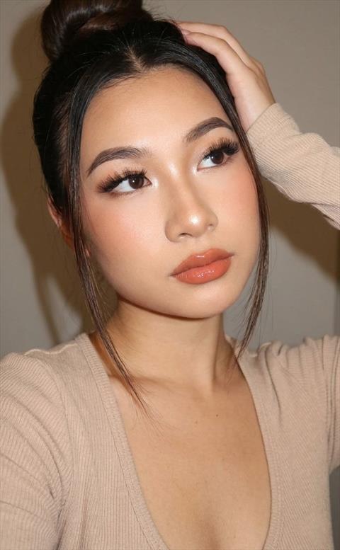 Maureen 23