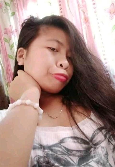 Cristine Comaingking