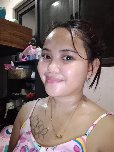 angiela Marie ampong