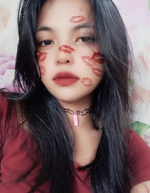 Chin Gray
