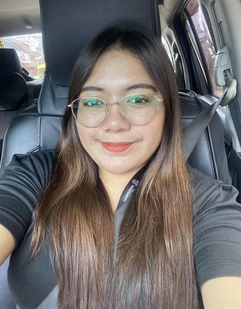 ShyEyes01
