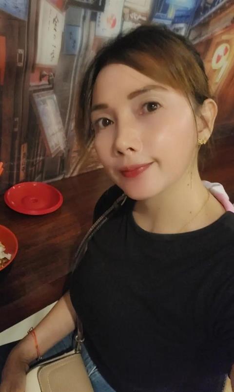 nicoleB