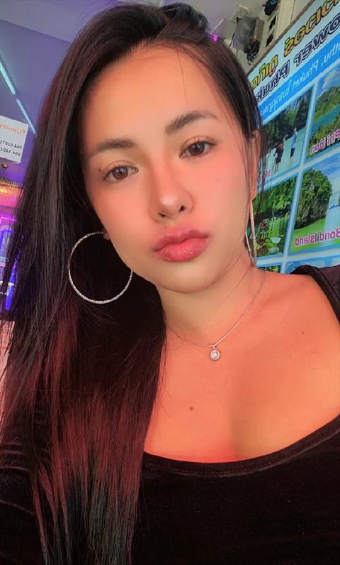 Charinee