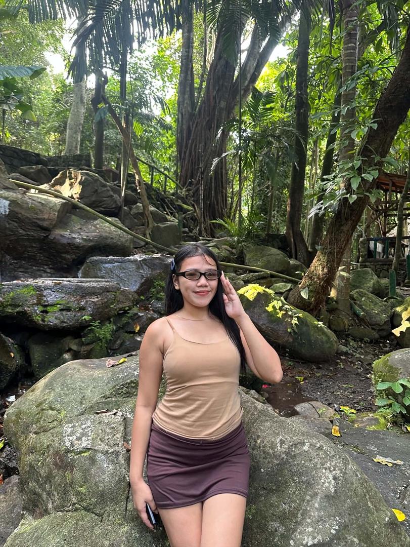 Gwen Villafranca