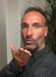 ROBERTOBOND