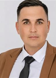 Alex3888