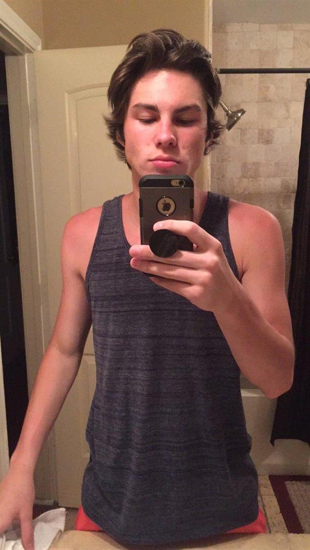 Coltonj