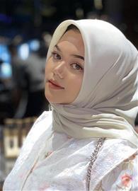 najwa azizah