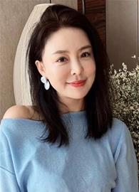 Vivian 6