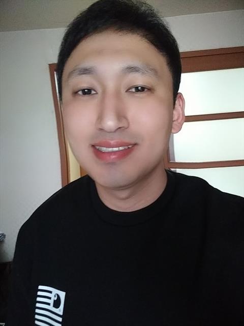 Daniel Yoo