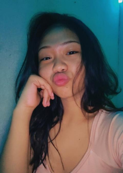 zellyk nayamb
