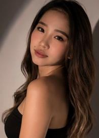 Loryn17