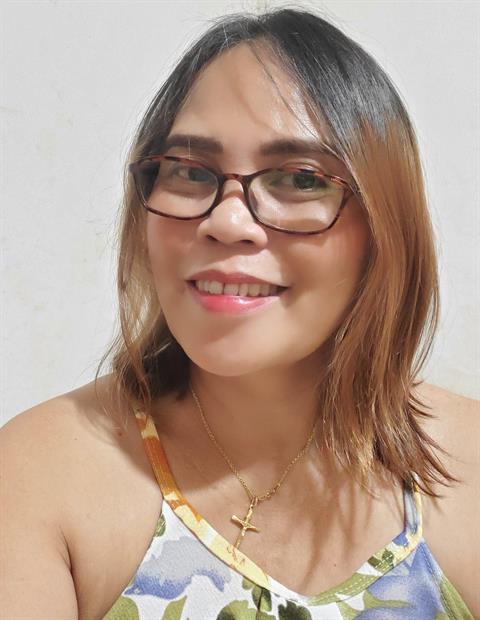 mila jamora cadelina