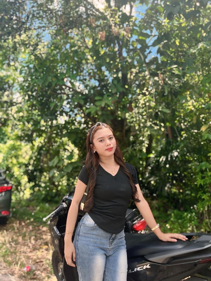 Angela_29