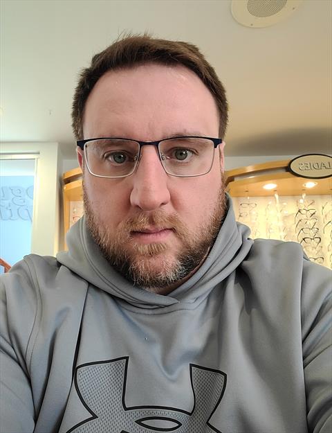 Canadian-Robert