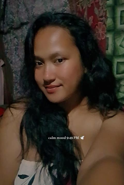 Jhoy Camarin