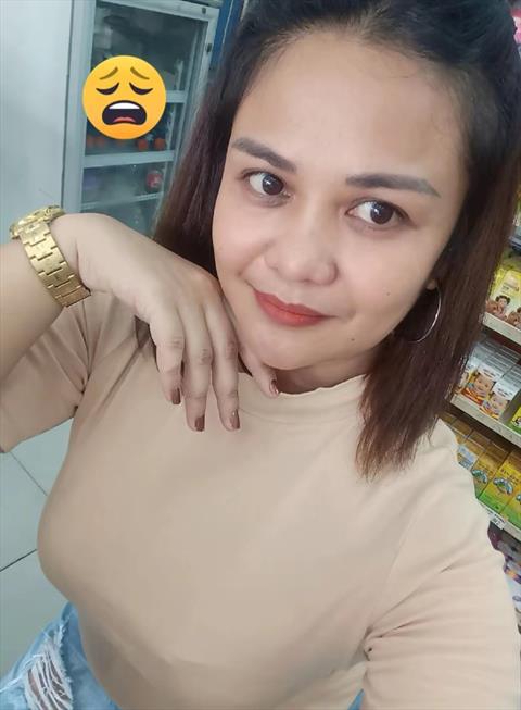 Zhia Celis