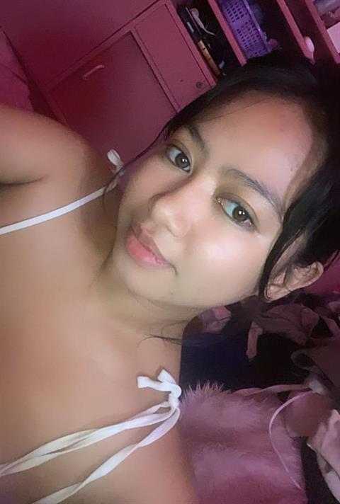 jenevievelasola