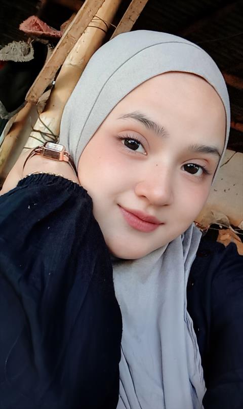 Anggi komala