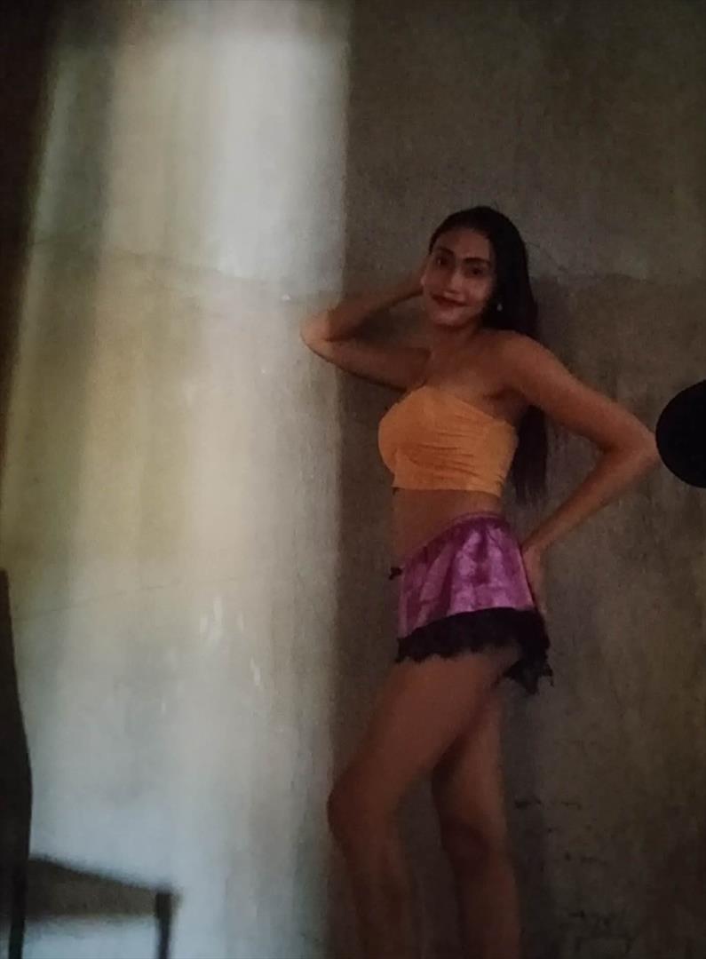ella1