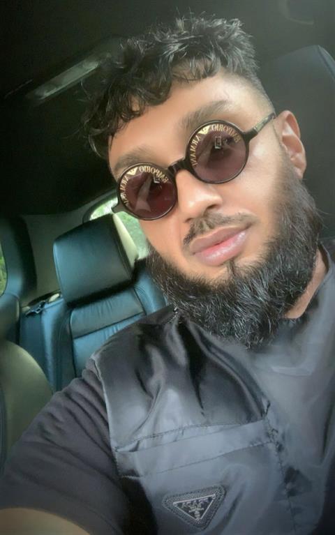 azeemuk
