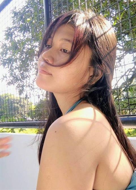 Short Filipina