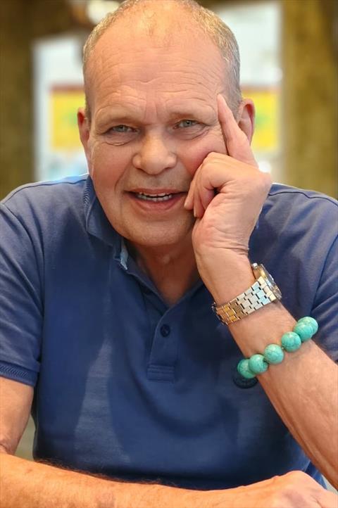 Han6833