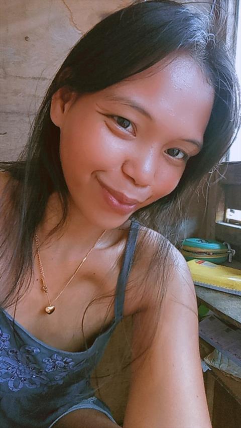 lovella bonghanoy