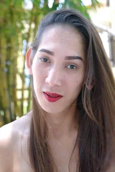 nadine06