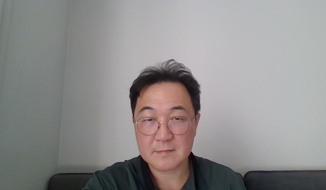 whitehyun