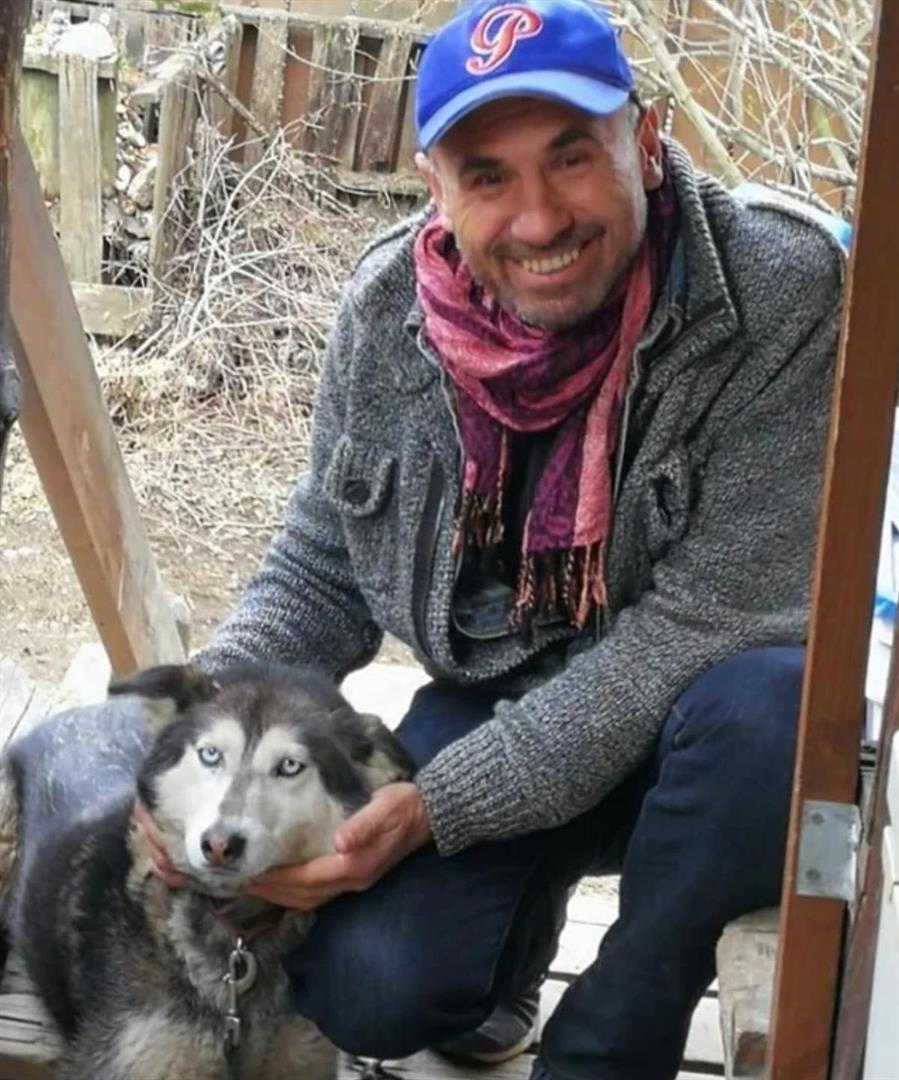 NickyNikos
