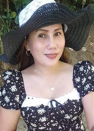 vicky mhavic
