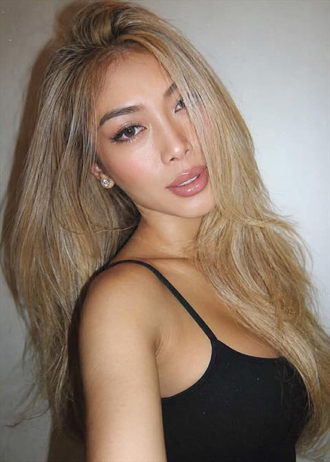 jlo_209