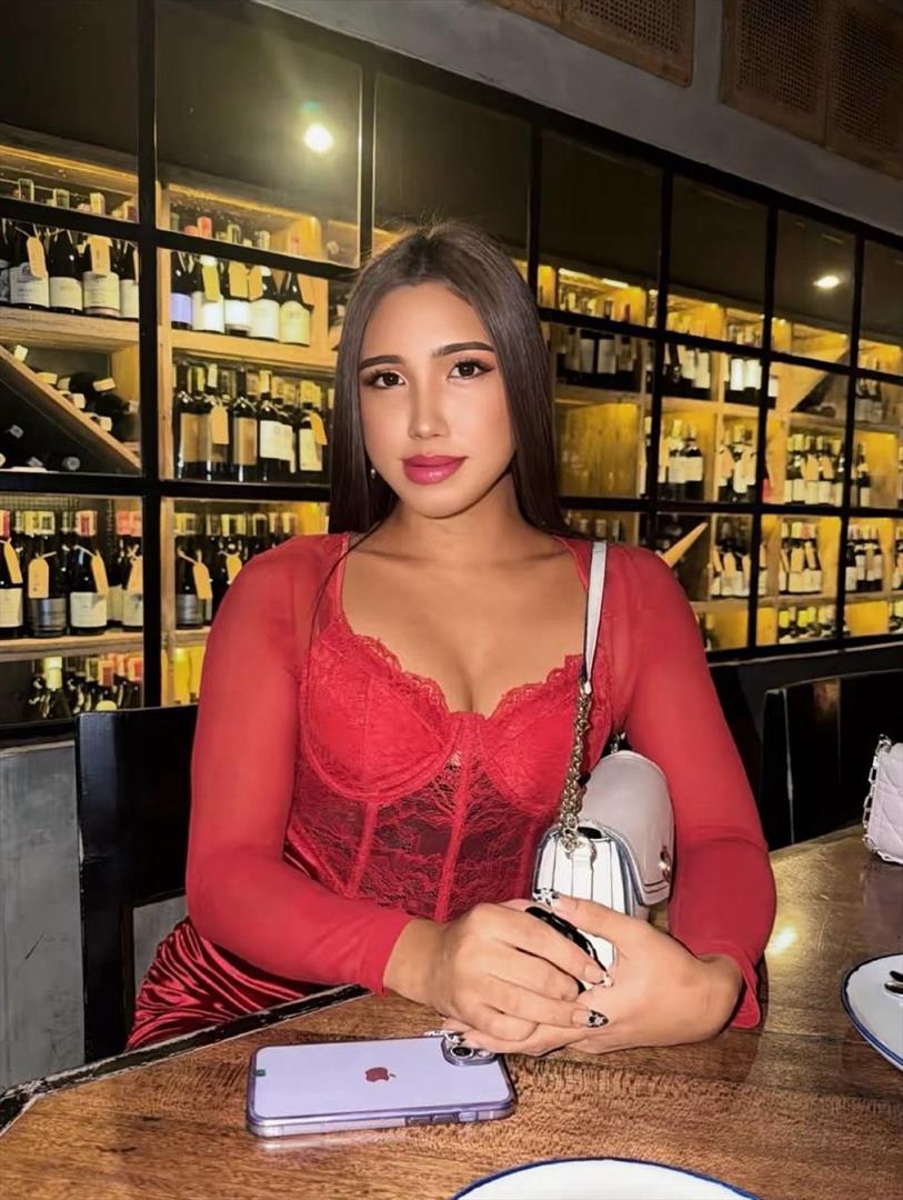 Nicole15
