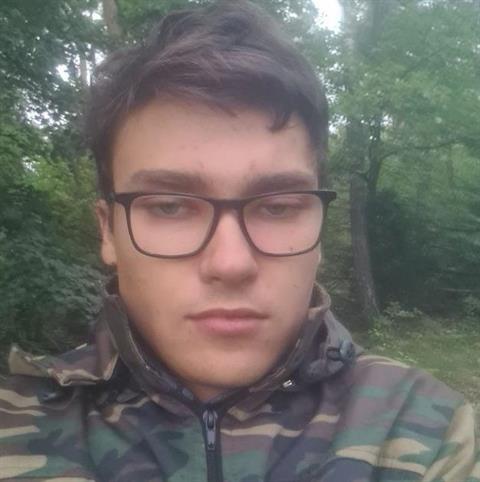 victor_2001