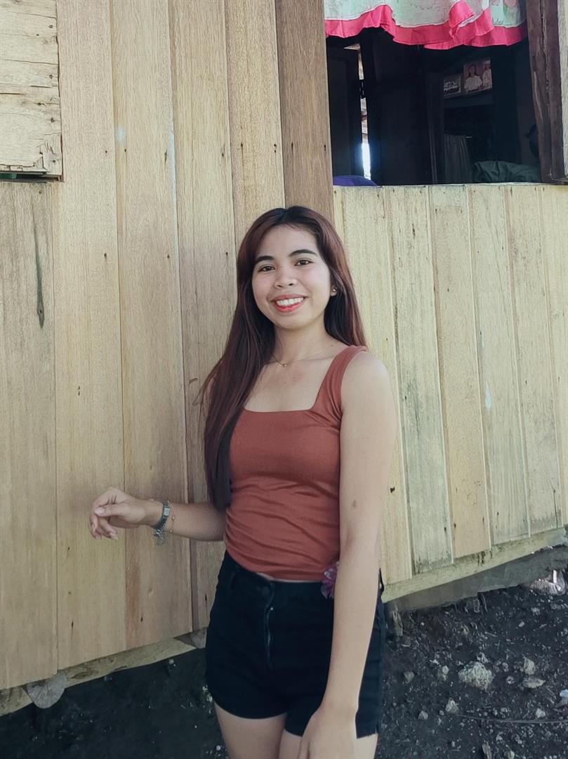 Glo Ria