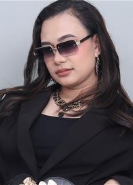 regine_b01