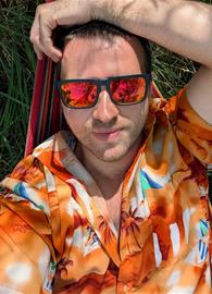 Alex_V