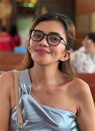 Sweet Filipina