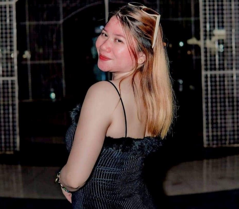 Yvonne8245