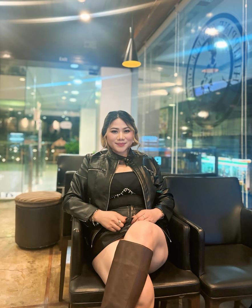 Yvonne8245