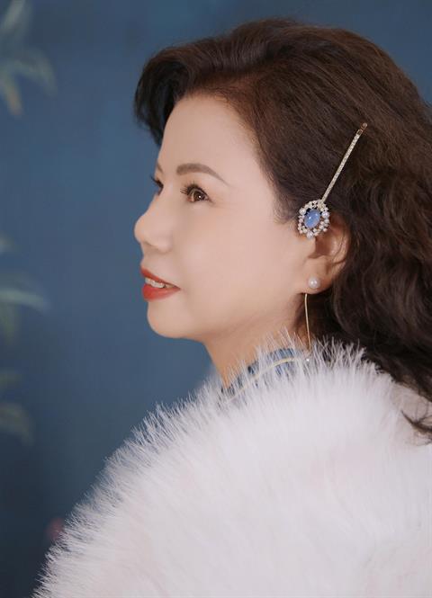 Luna6004