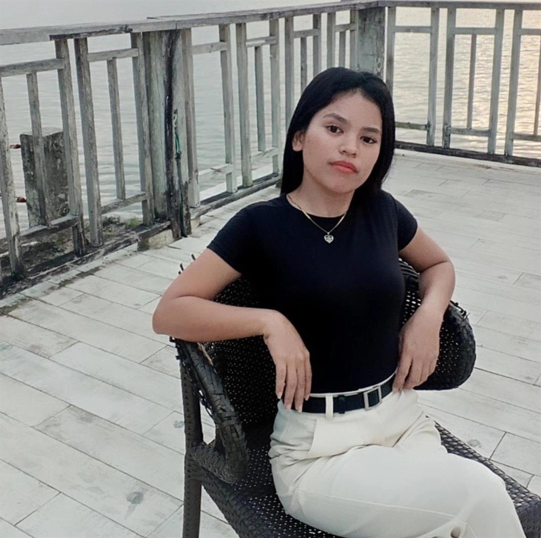Christine 24